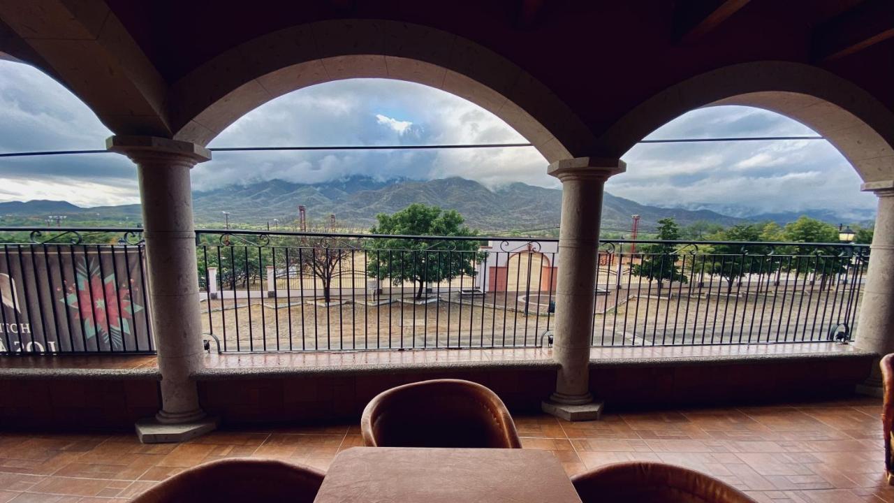 Hotel Real De Los Álamos Kültér fotó